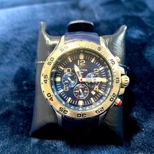 NÁUTICA WATCH MODEL N14555G